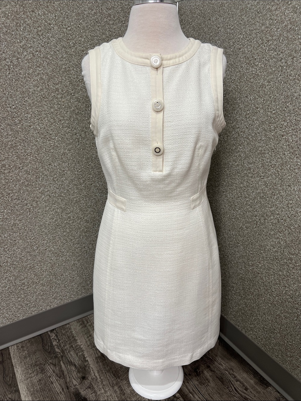 Tory Burch Tweed  Sleeveless Ivory Sheath Dress with Button Placket Size 8